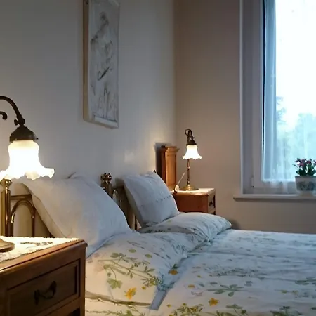 Oda ve Kahvaltı Dei Pini Domegliara